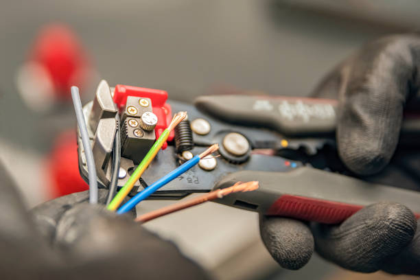 Best 24-Hour Electrician  in Armada, MI